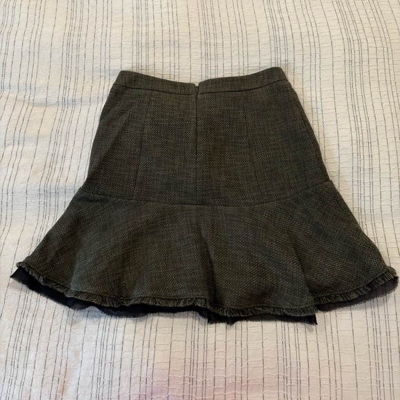 Ann Taylor green skirt - Picture 2 of 4